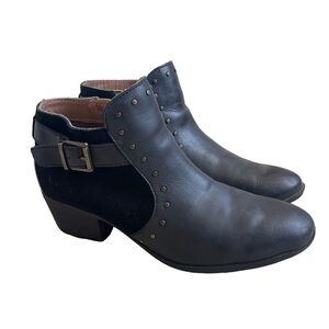 Boc Women’s Leather Suede Black Boots Size 8.5 Zip Buckle Studded Casual Comfy